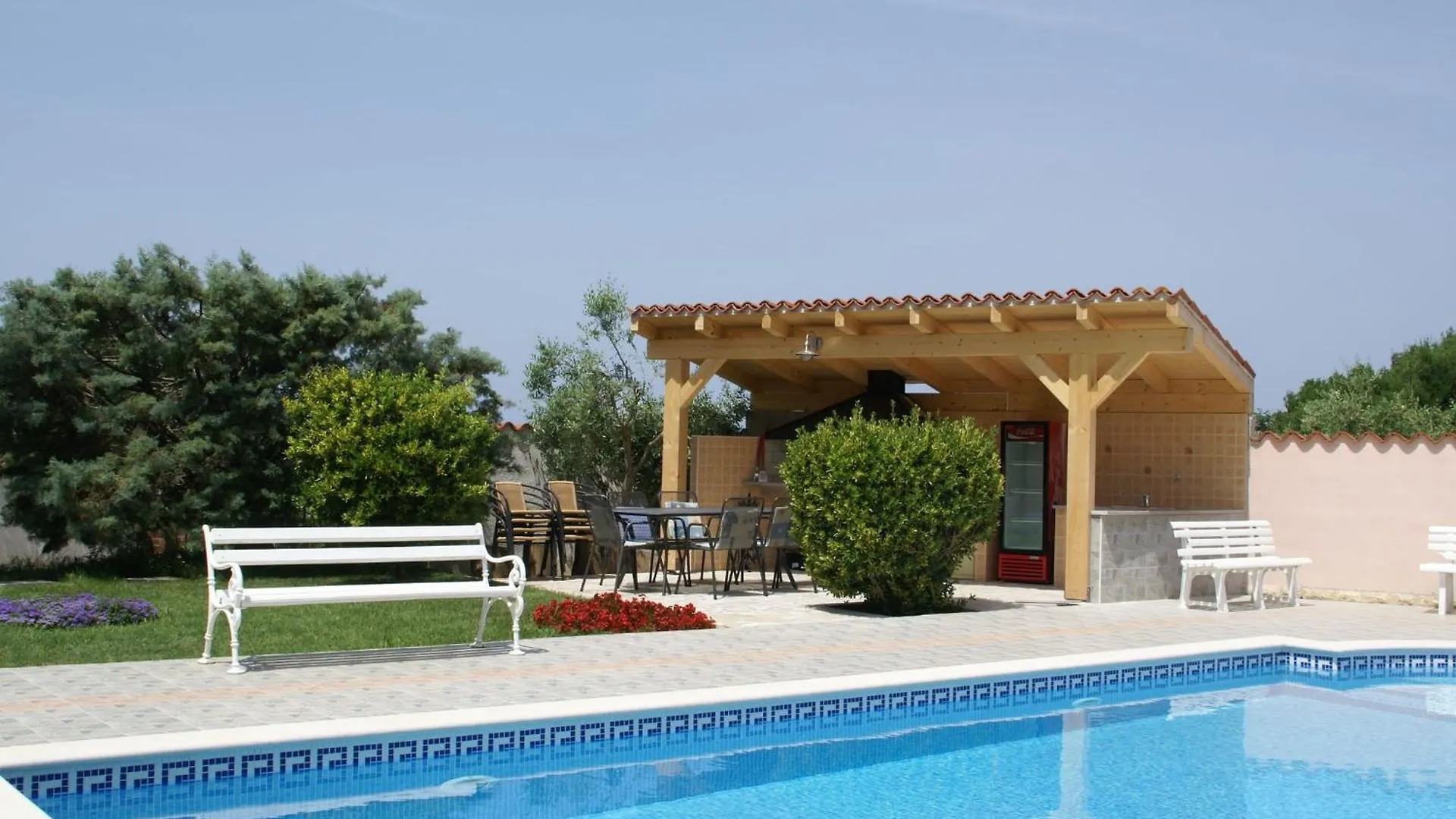 Charming Apartment In Banjole Near Sea Croatia