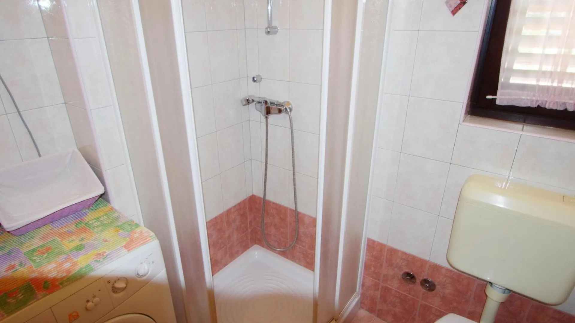 Charming Apartment In Banjole Near Sea
