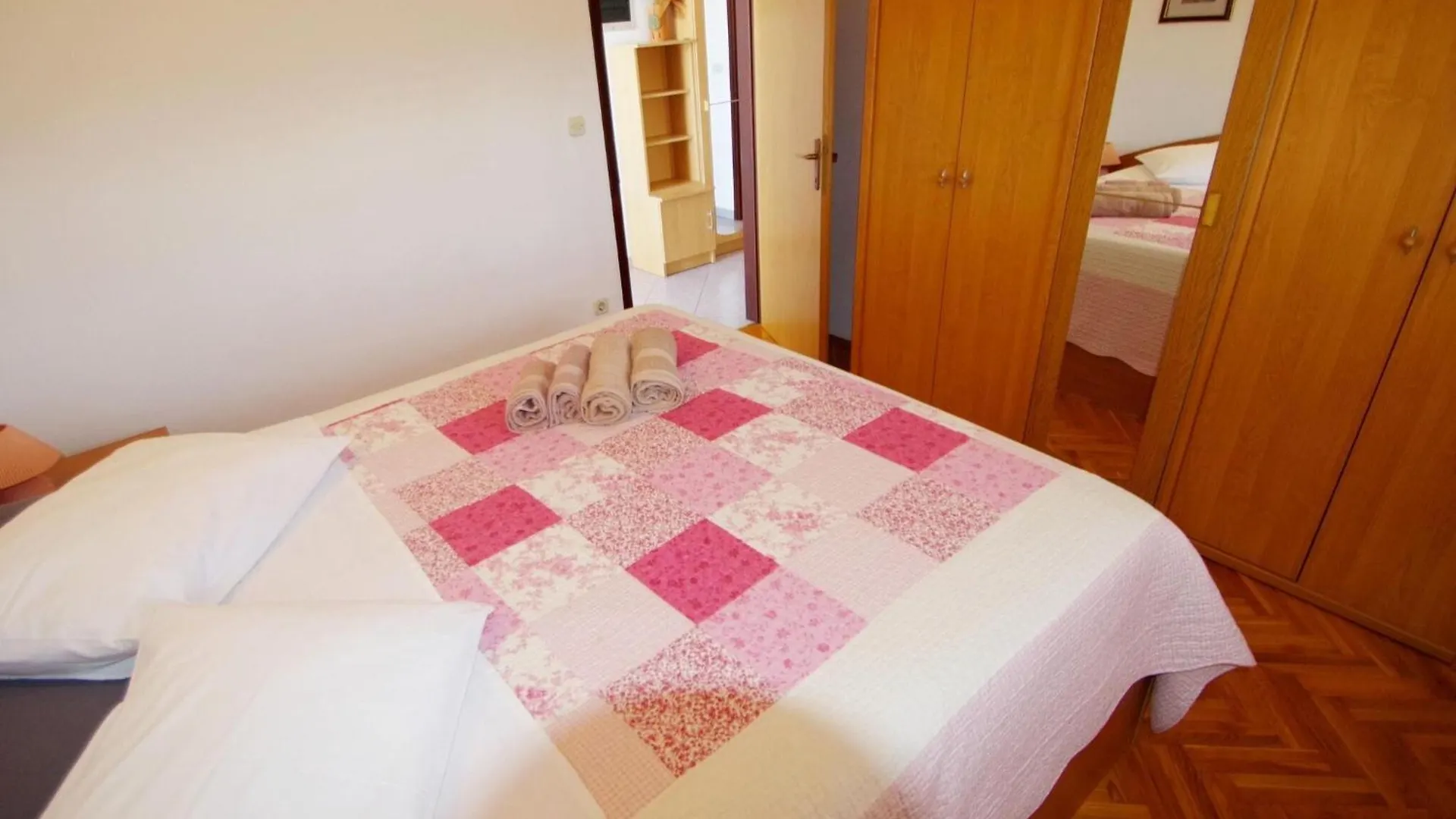 Charming Apartment In Banjole Near Sea