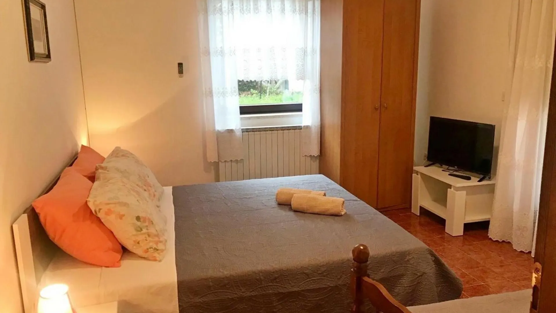 Charming Apartment In Banjole Near Sea Croatia
